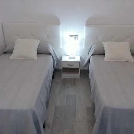 Piso Ton&mar& Apartment Palamós